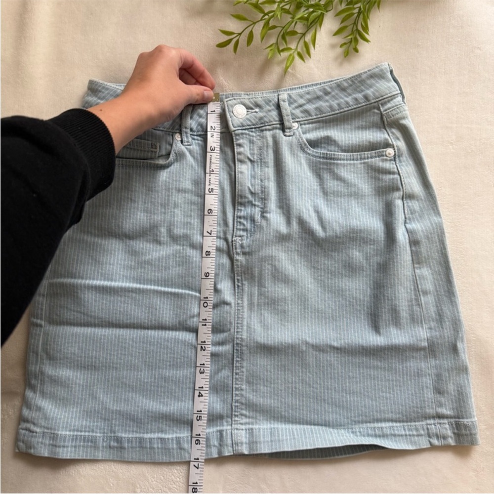 LOFT | Light Blue Striped Mini Skirt - Picture 6 of 9